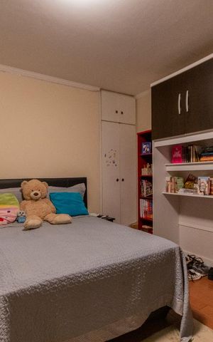 Casa à venda com 300m², 3 quartos e 3 vagas Casa à venda com 300m², 3 quartos e 3 vagasQuarto 3