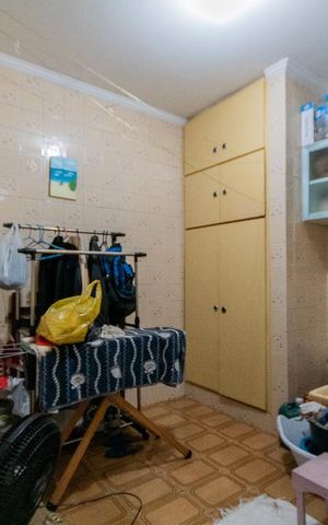 Casa à venda com 300m², 3 quartos e 3 vagas Casa à venda com 300m², 3 quartos e 3 vagasÁrea de Serviço