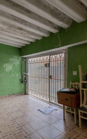 Casa à venda com 300m², 3 quartos e 3 vagas Casa à venda com 300m², 3 quartos e 3 vagasGaragem/Churrasqueira