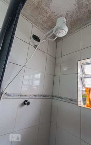 Casa à venda com 300m², 3 quartos e 3 vagas Casa à venda com 300m², 3 quartos e 3 vagasBanheiro 1