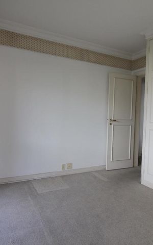 Apartamento à venda com 305m², 4 quartos e 5 vagasSuíte 3