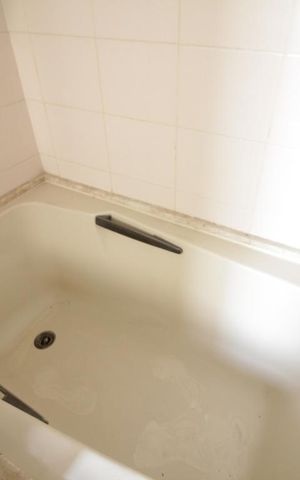Apartamento à venda com 305m², 4 quartos e 5 vagasBanheira