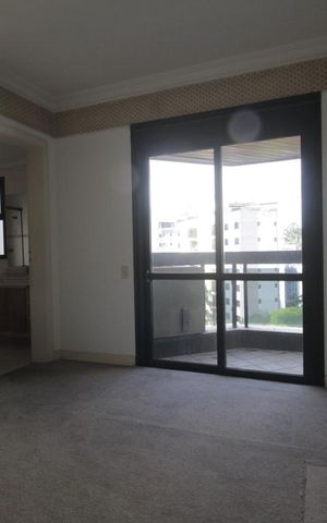Apartamento à venda com 305m², 4 quartos e 5 vagasSuíte 3