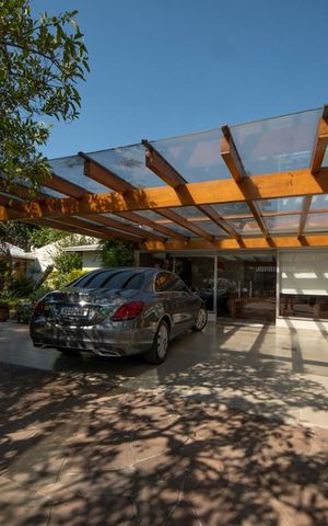 Casa à venda com 680m², 3 quartos e 2 vagasGaragem