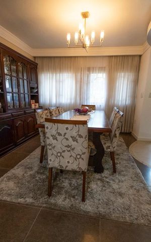 Casa à venda com 680m², 3 quartos e 2 vagasSala de Jantar