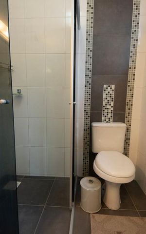 Casa à venda com 680m², 3 quartos e 2 vagasBanheiro 3
