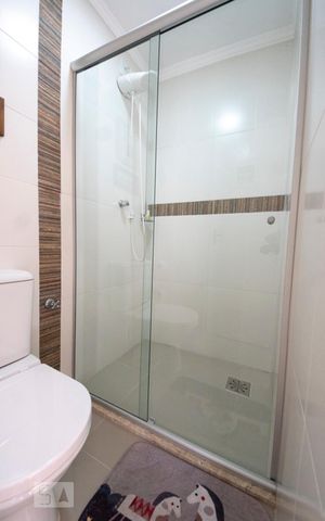 Casa à venda com 680m², 3 quartos e 2 vagasBanheiro do Salão de festas