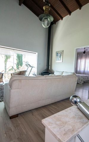 Casa à venda com 680m², 3 quartos e 2 vagasSala 2