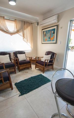 Casa à venda com 680m², 3 quartos e 2 vagasSala de Estar 2