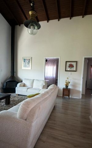 Casa à venda com 680m², 3 quartos e 2 vagasSala 2