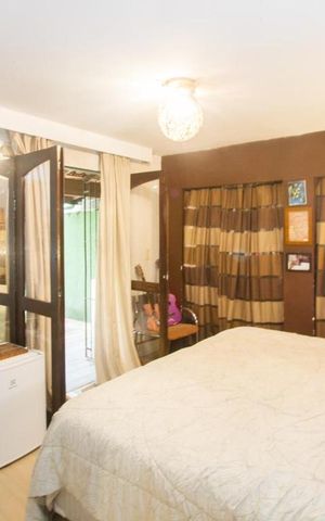 Casa à venda com 340m², 4 quartos e 3 vagasSuíte