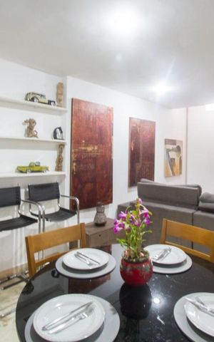 Casa à venda com 340m², 4 quartos e 3 vagasSala