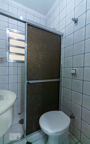 Casa à venda com 340m², 3 quartos e 6 vagasBanheiro de Serviço 