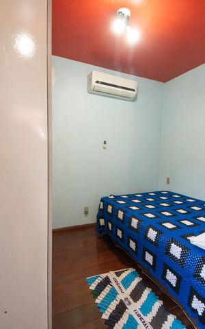 Casa à venda com 350m², 5 quartos e 3 vagasQuarto 4 Suíte