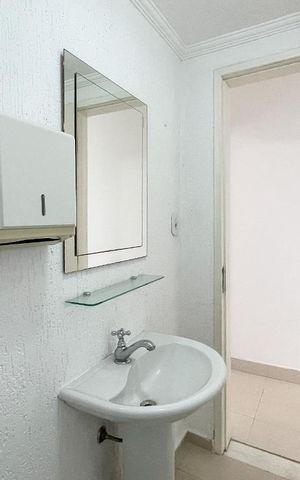Casa à venda com 268m², 3 quartos e 1 vaga Casa à venda com 268m², 3 quartos e 1 vagaLavabo
