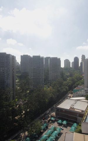 Apartamento para alugar com 159m², 3 quartos e 3 vagasVista da varanda