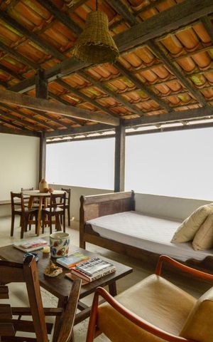 Casa à venda com 500m², 6 quartos e sem vaga Casa à venda com 500m², 6 quartos e sem vagaVaranda da Suíte 1