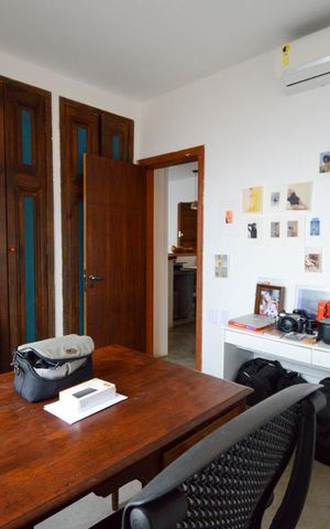 Casa à venda com 500m², 6 quartos e sem vaga Casa à venda com 500m², 6 quartos e sem vagaStudio