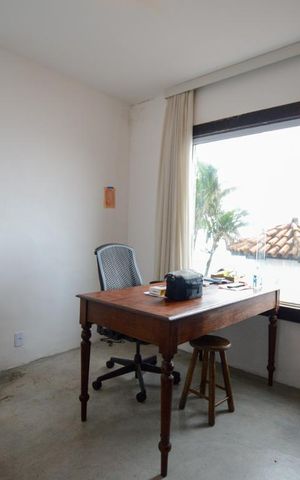 Casa à venda com 500m², 6 quartos e sem vaga Casa à venda com 500m², 6 quartos e sem vagaStudio