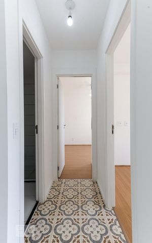 Apartamento para alugar com 42m², 2 quartos e sem vaga Apartamento para alugar com 42m², 2 quartos e sem vagaCorredor Quartos