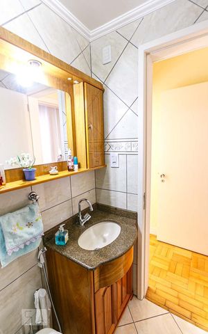 Apartamento à venda com 118m², 3 quartos e 2 vagas Apartamento à venda com 118m², 3 quartos e 2 vagasBanheiro do Quarto 1
