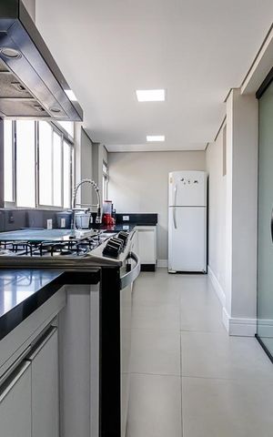 Apartamento à venda com 107m², 3 quartos e 1 vaga Apartamento à venda com 107m², 3 quartos e 1 vagaCozinha
