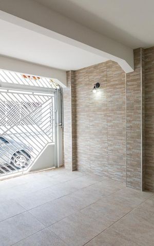 Casa à venda com 110m², 2 quartos e 1 vaga Casa à venda com 110m², 2 quartos e 1 vagaGaragem