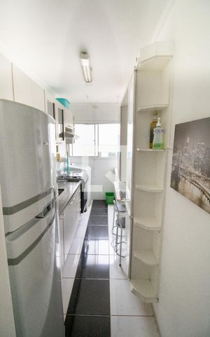 Apartamento à venda com 33m², 1 quarto e 1 vaga Apartamento à venda com 33m², 1 quarto e 1 vagaCozinha- panorâmica