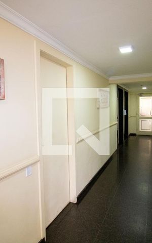 Apartamento à venda com 33m², 1 quarto e 1 vaga Apartamento à venda com 33m², 1 quarto e 1 vagaÁrea comum - hall dos elevadores