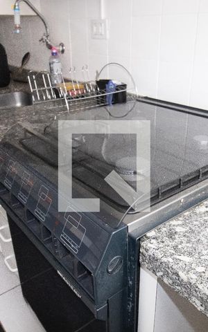 Apartamento à venda com 33m², 1 quarto e 1 vaga Apartamento à venda com 33m², 1 quarto e 1 vagaÁrea de serviço acoplada à cozinha