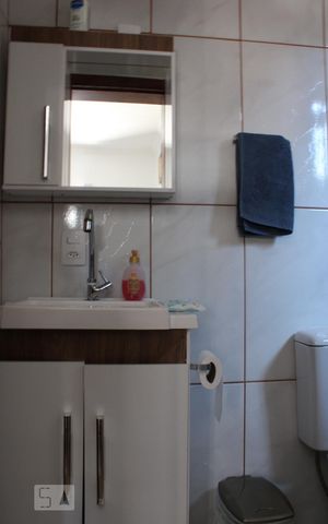 Casa à venda com 92m², 2 quartos e 1 vagaBanheiro 1