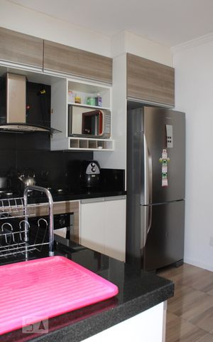 Casa à venda com 92m², 2 quartos e 1 vagaCozinha - Armários