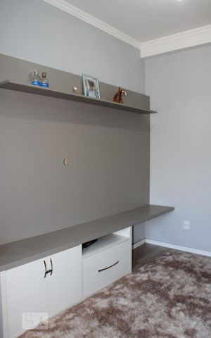 Casa à venda com 92m², 2 quartos e 1 vagaSala