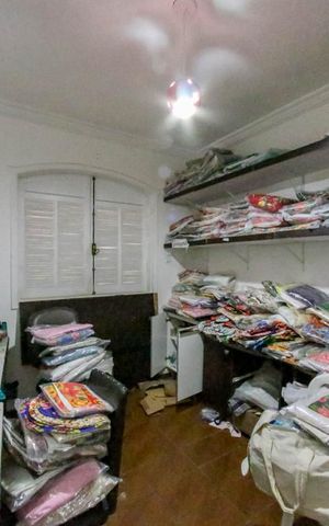 Casa para alugar com 200m², 3 quartos e 3 vagas Casa para alugar com 200m², 3 quartos e 3 vagasQuarto Suíte