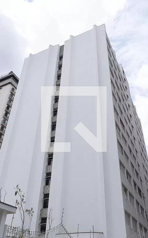 Studio para alugar com 30m², 1 quarto e 1 vaga Studio para alugar com 30m², 1 quarto e 1 vagaFachada