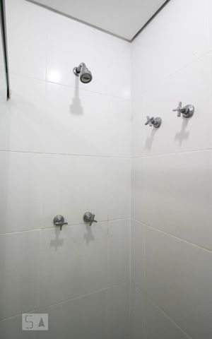 Apartamento para alugar com 32m², 1 quarto e 1 vaga Apartamento para alugar com 32m², 1 quarto e 1 vagaBanheiro
