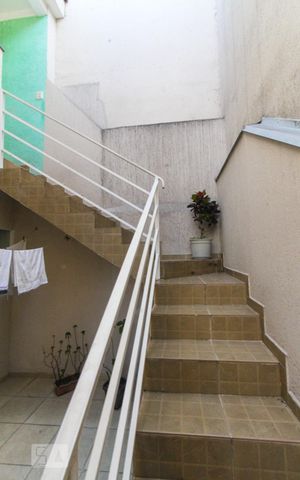 Casa à venda com 160m², 2 quartos e 4 vagasescada