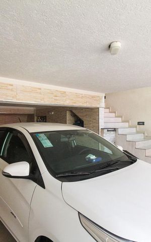 Casa à venda com 160m², 2 quartos e 4 vagasGaragem