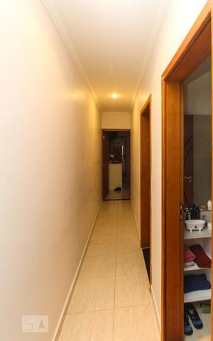 Casa à venda com 160m², 2 quartos e 4 vagascorredor