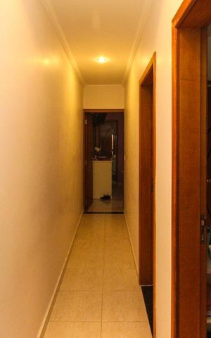 Casa à venda com 160m², 2 quartos e 4 vagascorredor