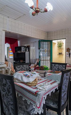 Casa à venda com 200m², 4 quartos e 1 vaga Casa à venda com 200m², 4 quartos e 1 vagaCozinha