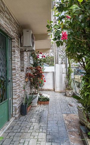Casa à venda com 200m², 4 quartos e 1 vaga Casa à venda com 200m², 4 quartos e 1 vagaEntrada