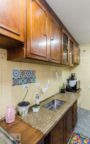 Apartamento à venda com 65m², 2 quartos e 1 vaga Apartamento à venda com 65m², 2 quartos e 1 vagaCozinha