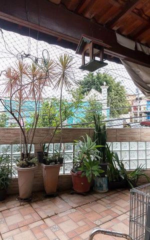 Casa à venda com 130m², 4 quartos e 2 vagasVaranda quarto 1