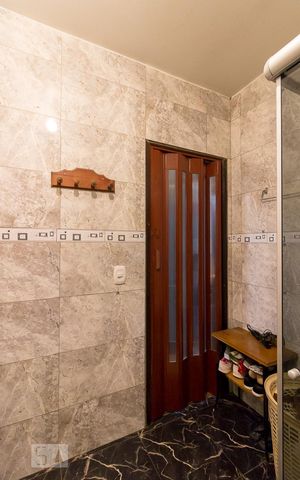 Casa à venda com 130m², 4 quartos e 2 vagasBanheiro social 2