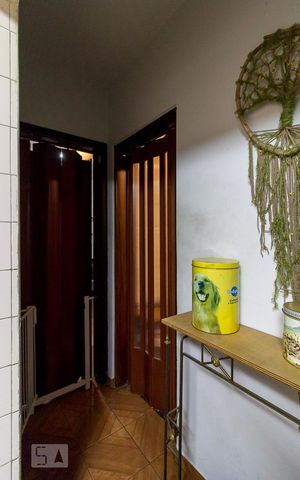 Casa à venda com 130m², 4 quartos e 2 vagasCorredor - quartos