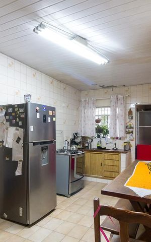 Casa à venda com 130m², 4 quartos e 2 vagasCozinha