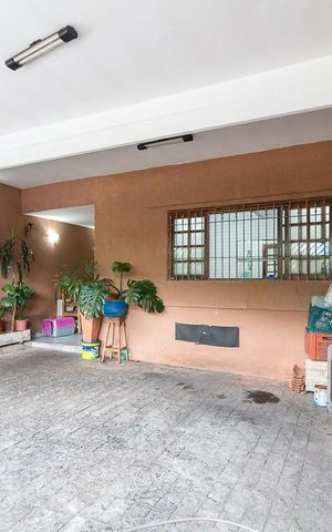 Casa à venda com 130m², 4 quartos e 2 vagasGaragem