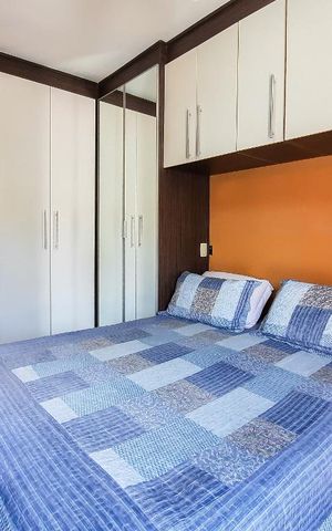 Casa de condomínio à venda com 307m², 4 quartos e 4 vagas Casa de condomínio à venda com 307m², 4 quartos e 4 vagasSuíte