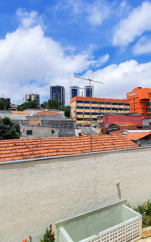 Casa de condomínio à venda com 307m², 4 quartos e 4 vagas Casa de condomínio à venda com 307m², 4 quartos e 4 vagasVista do Quarto 3